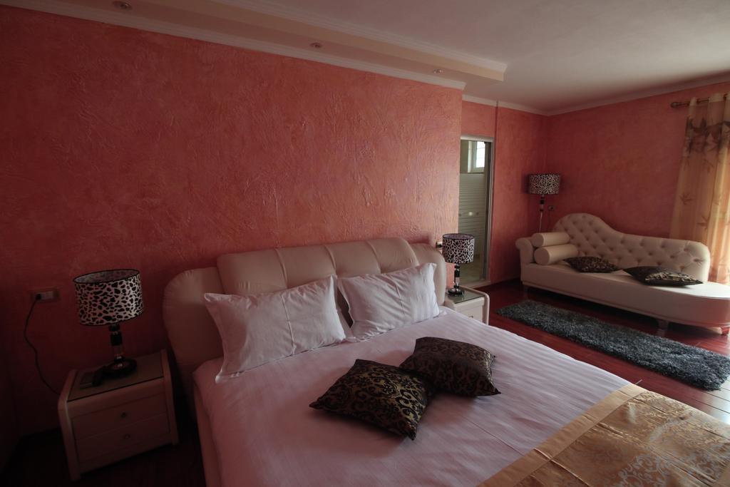 Hotel Carmen Shkodër Cameră foto